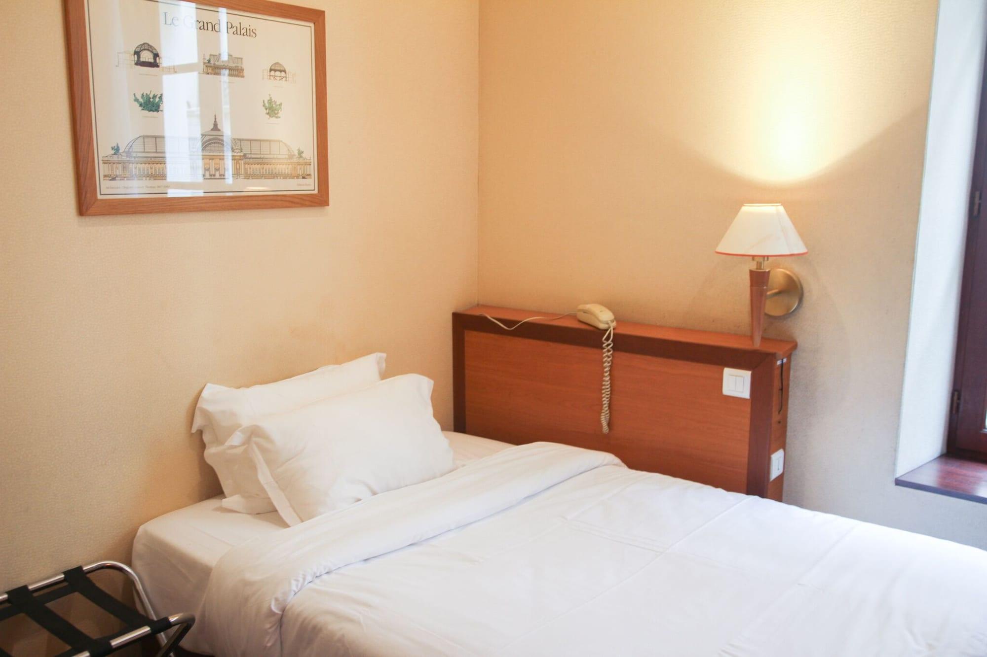 La Dependance Hotell Paris Eksteriør bilde