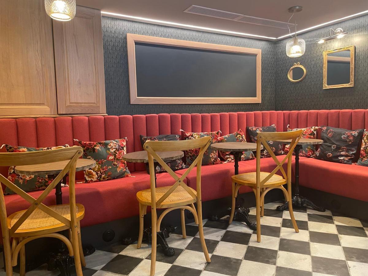 La Dependance Hotell Paris Eksteriør bilde
